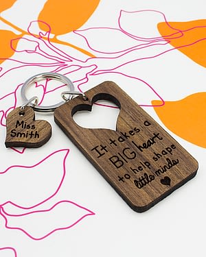 It Takes A Big Heart To Shape Little Minds Personalised Teachers Keyring