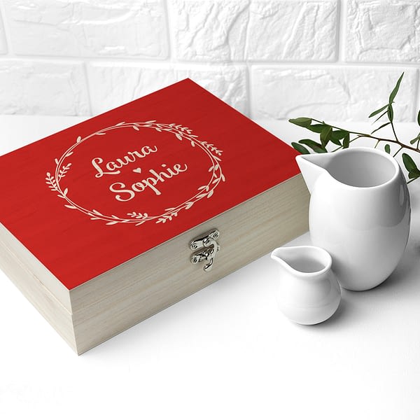 Personalised Romantic Wreath Tea Box