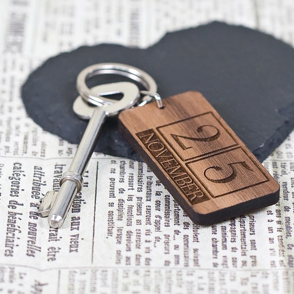 Custom Special Date Keyring - Rectangle Calendar Design