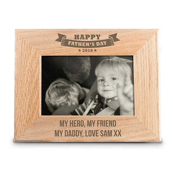 Wordsworth Collection Personalised Dad's Frame of Honour Oak Frame