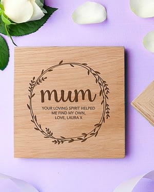 Personalised Wreath Mother's Day Oak Photo Cube