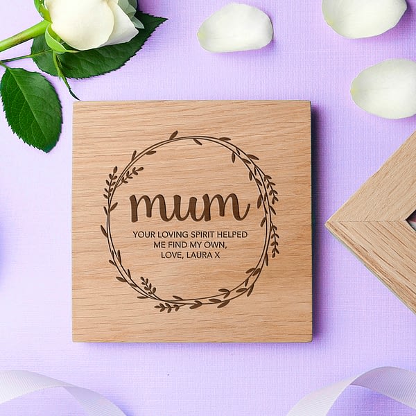 Personalised Wreath Mother's Day Oak Photo Cube